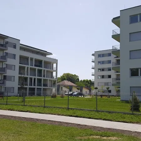 Lelle B26 Apartamento Balatonlelle